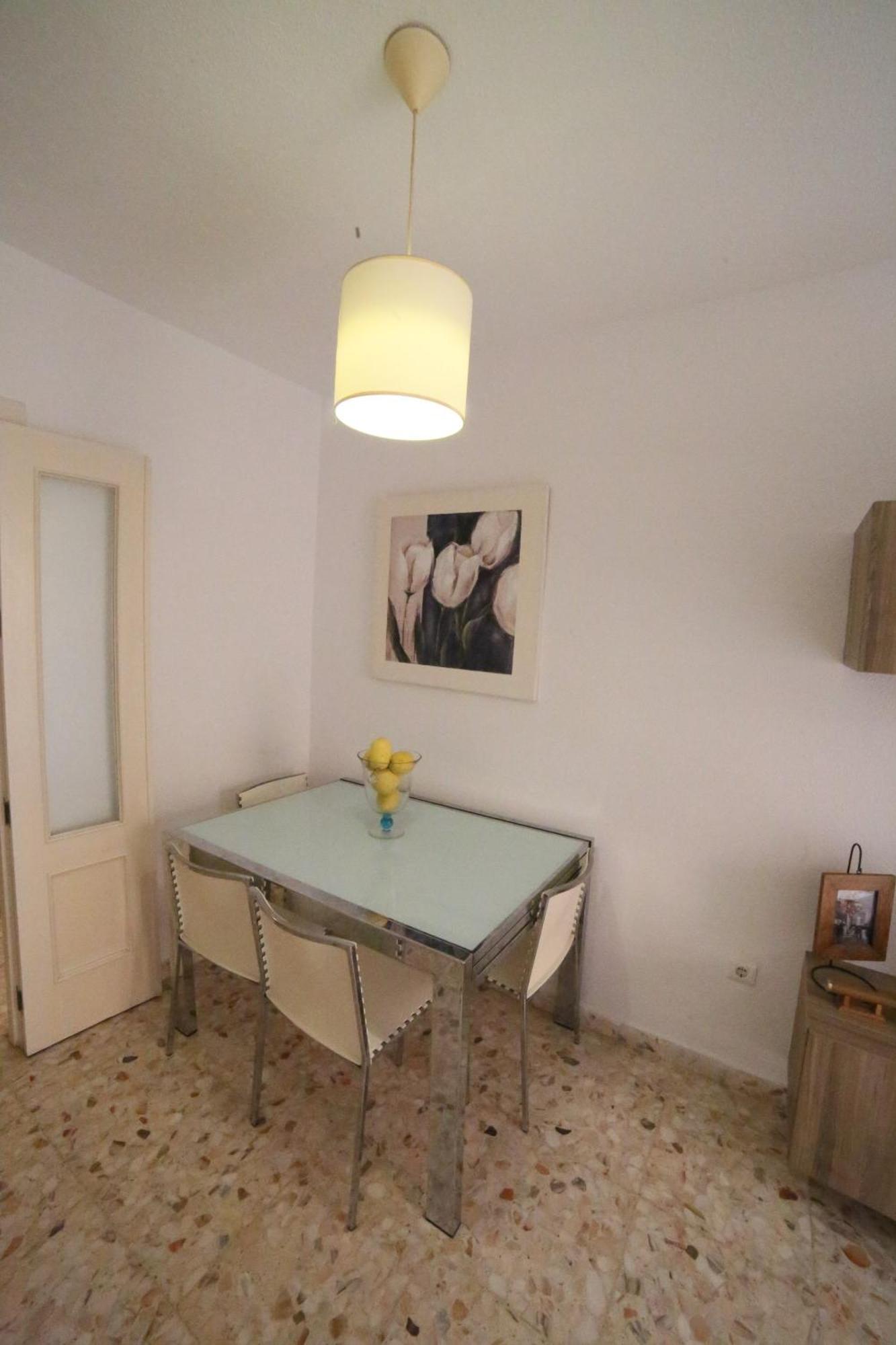 Apartament Luchana 15 *